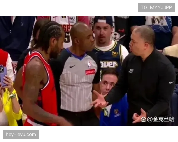 拉人犯规为何有时不吹？裁判判罚的三个关键尺度